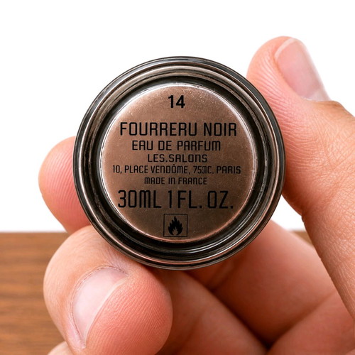 Serge Lutens Fourreau Noir Eau de Parfum like new 30 ml