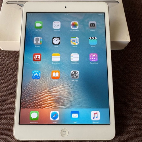 iPad Mini MD531HBA 16GB used, excellent condition with box