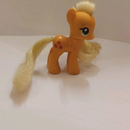 My Little Pony Applejack figure used in good condition