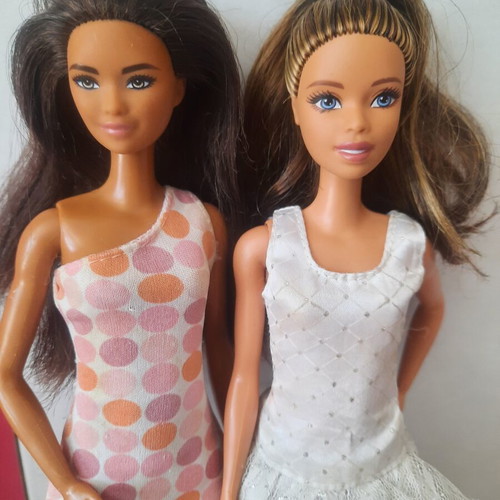 Lot of 2 Tall Barbie dolls Mattel Fashionistas & Astronaut