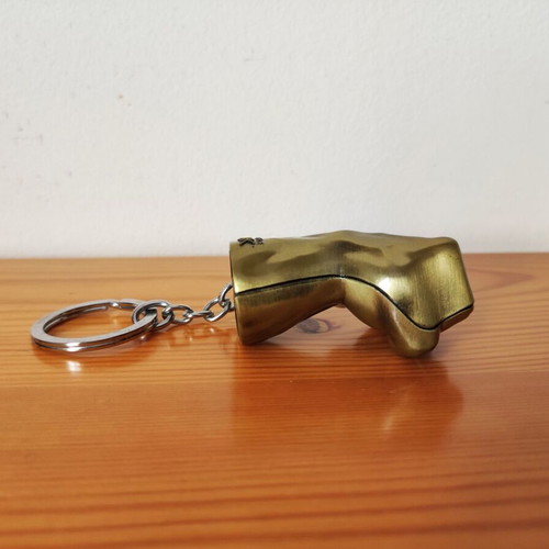 The Incredible Hulk Fist bronze and gold metal keychain Marvel collectible