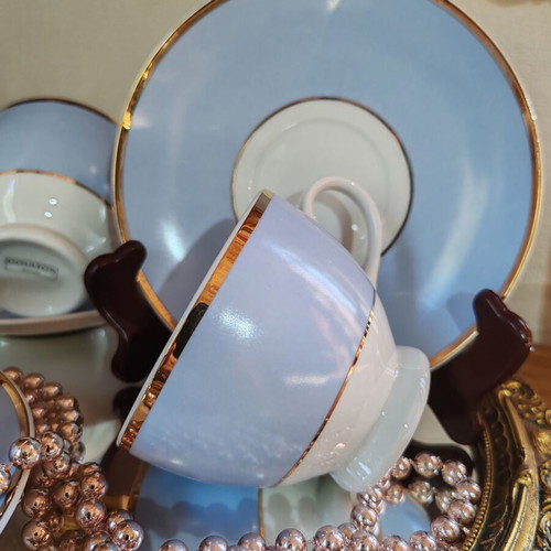 Doulton Bruce Oldfield 2004 porcelain tea cup set with gold trim, 4 pcs
