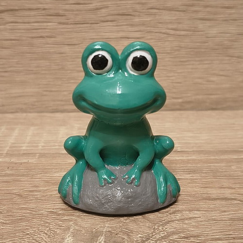 Handmade decorative frog for indoor and outdoor use