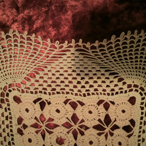 Handmade embroidery set, large 49x49 and small 38x38