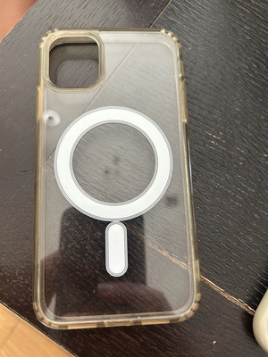 iPhone 11 MagSafe clear case