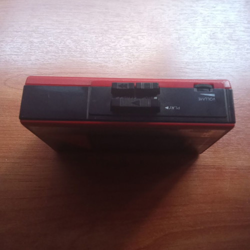 Fisher PH S250 Walkman red portable cassette player from 1980s used