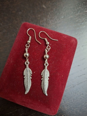 Boho Ethnik Feather Earrings Stainless Steel New, Silver