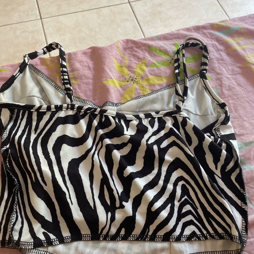 Shein blouse used in very good condition, size S