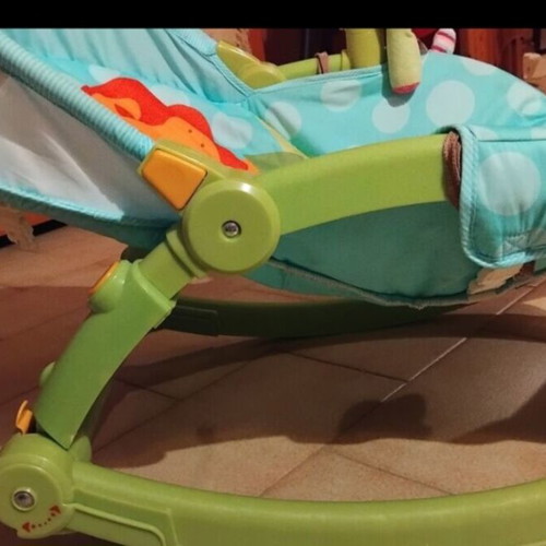 Fisher Price baby rocker with music and vibration