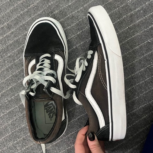 Vans Old Skool DX used athletic shoes size 39 black and gray