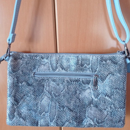 Women's crossbody bag like new, gray snakeskin print with rhinestones