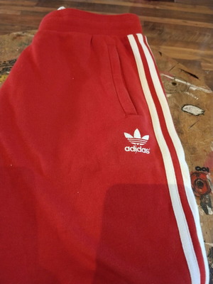 Adidas tracksuit like new, size medium, red