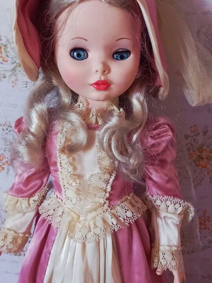 Vintage Furga Victorian Era Doll 56cm used, Sears Exclusive