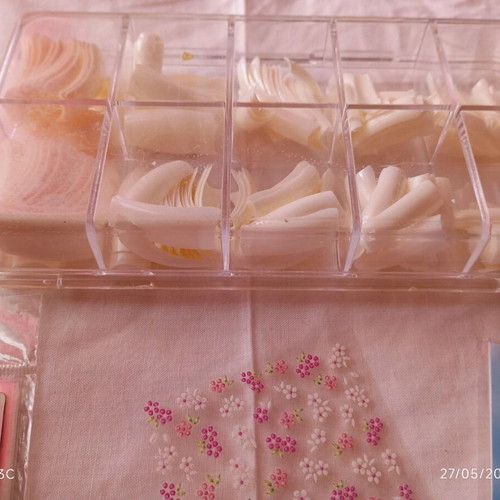 Nail accessories set like new