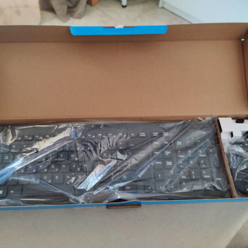 HP330 Wireless Keyboard and Mouse like new for spares or repair