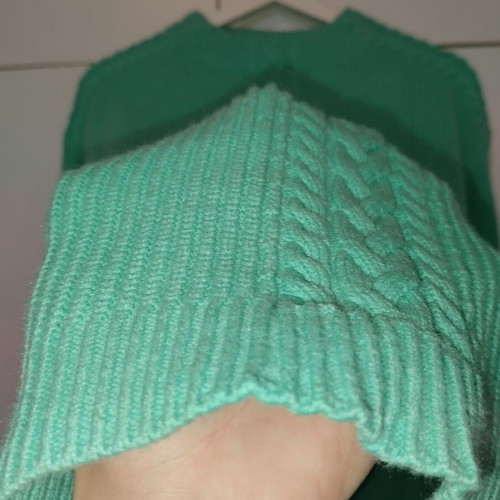Talbots wool sweater 30% like new, green turquoise, small medium large