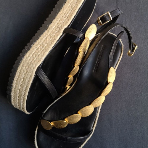 Makis Kotris sandals like new with gold details, size 38