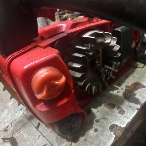 GS3500N pruning chainsaw used, parts in excellent condition with new piston