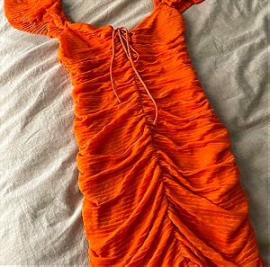 Zara φόρεμα size Large (κάνει και για Xs, S, M, Xl)