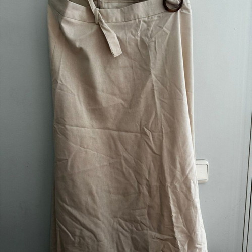 Beige skirt, size XXL / 44 / 16