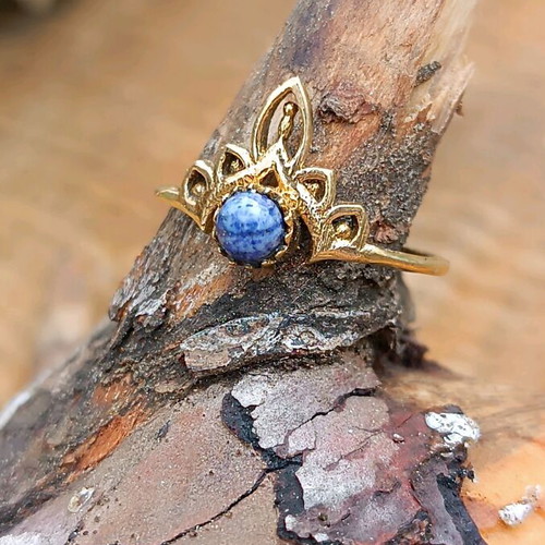 Brass ring with genuine lapis lazuli stone new, adjustable size
