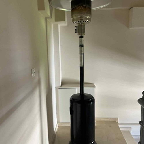 Outdoor or balcony heater mushroom like new