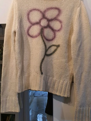 Wool sweater Benetton used, size Small, ecru color