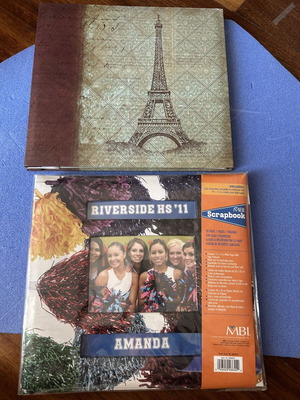 Photo albums, set of 2, new