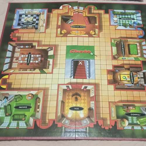 Cluedo detective board game