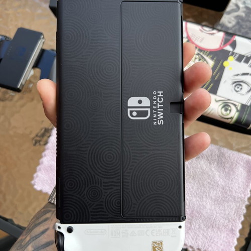 Nintendo Switch OLED Zelda Edition modded with 512GB and Zelda Joy-Cons like new