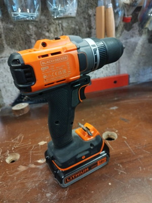 Black and Decker drill driver like new