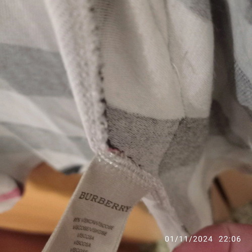 Burberry spring cardigan like new, beige and red, size M