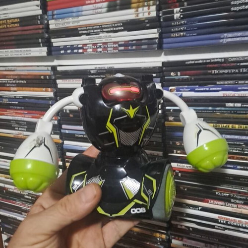Robot used in good working condition