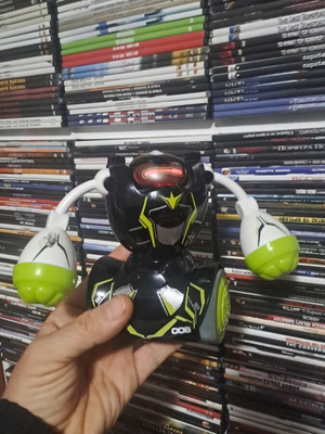 Robot used in good working condition