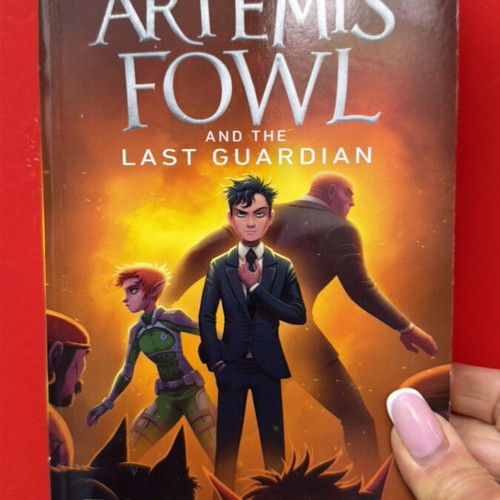 Artemis Fowl book bundle like new, set of 3
