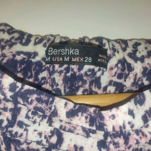 Summer pants used, medium size Bershka with purple and pink details
