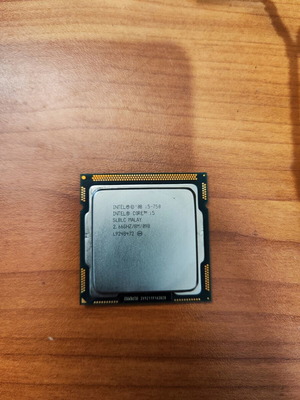 Intel Core i5-750 processor with original Intel cooler used