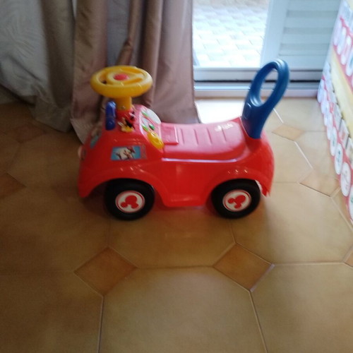 Disney Mickey Mouse Ride-On Car like new with fire truck sound