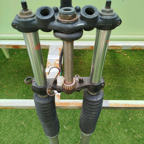 Front suspension system for XL 200, complete