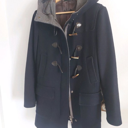Benetton women's montgomery blue wool like new, size S