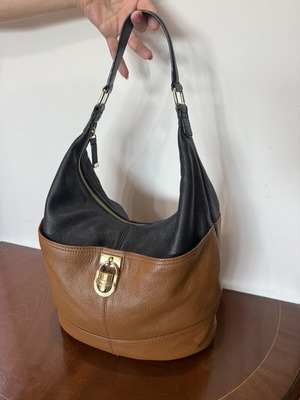 Calvin Klein shoulder bag natural leather