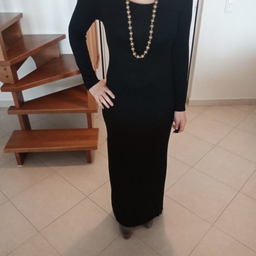 Off-the-shoulder slim-fit maxi black dress Marlen like new