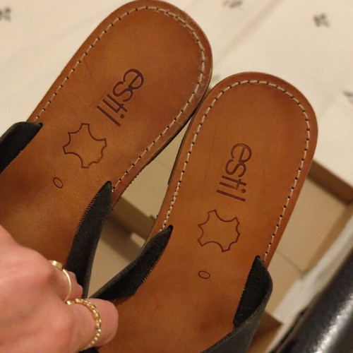 Estil leather sandals black like new, size 40