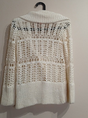 Bershka white/cream knitted cardigan with large collar, size Medium, like new