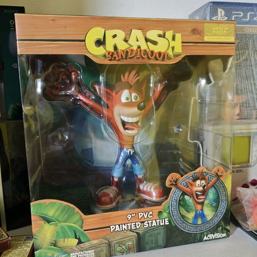 First4Figures Crash Bandicoot Insane Trilogy Statue like new