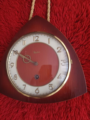 Muller vintage clock used in very good condition