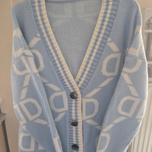 Cardigan with pattern like new, blue, one size