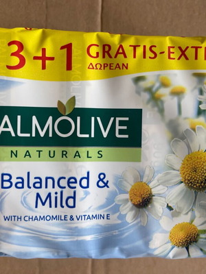 Palmolive Naturals Balanced & Mild Chamomile & Vitamin E Soap Bar 4x90g new