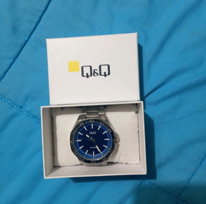 Q&Q watch
