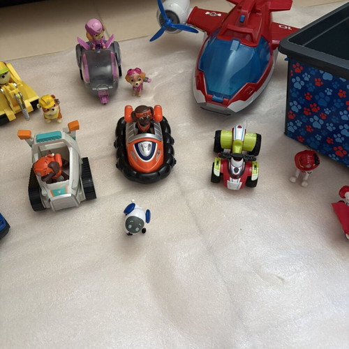 Paw Patrol large set: airplane with all cars and figures